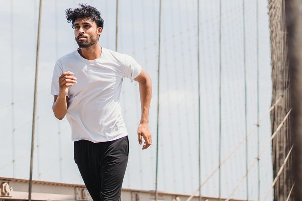 Hypnose : 5 façons d'améliorer votre bien-être avec cette méthode